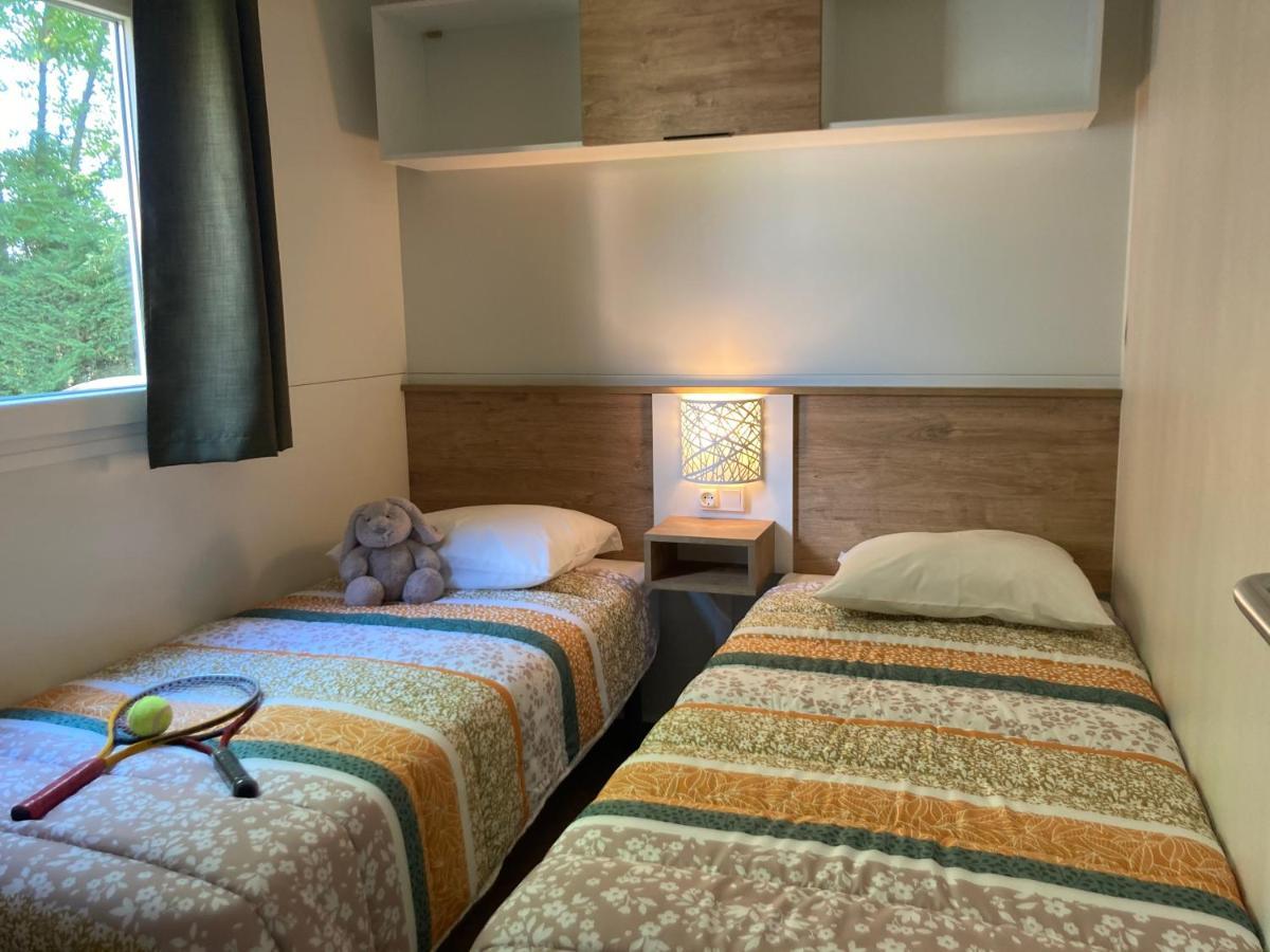 Camping Mas Piques บูร์ก-มาดาม ภายนอก รูปภาพ