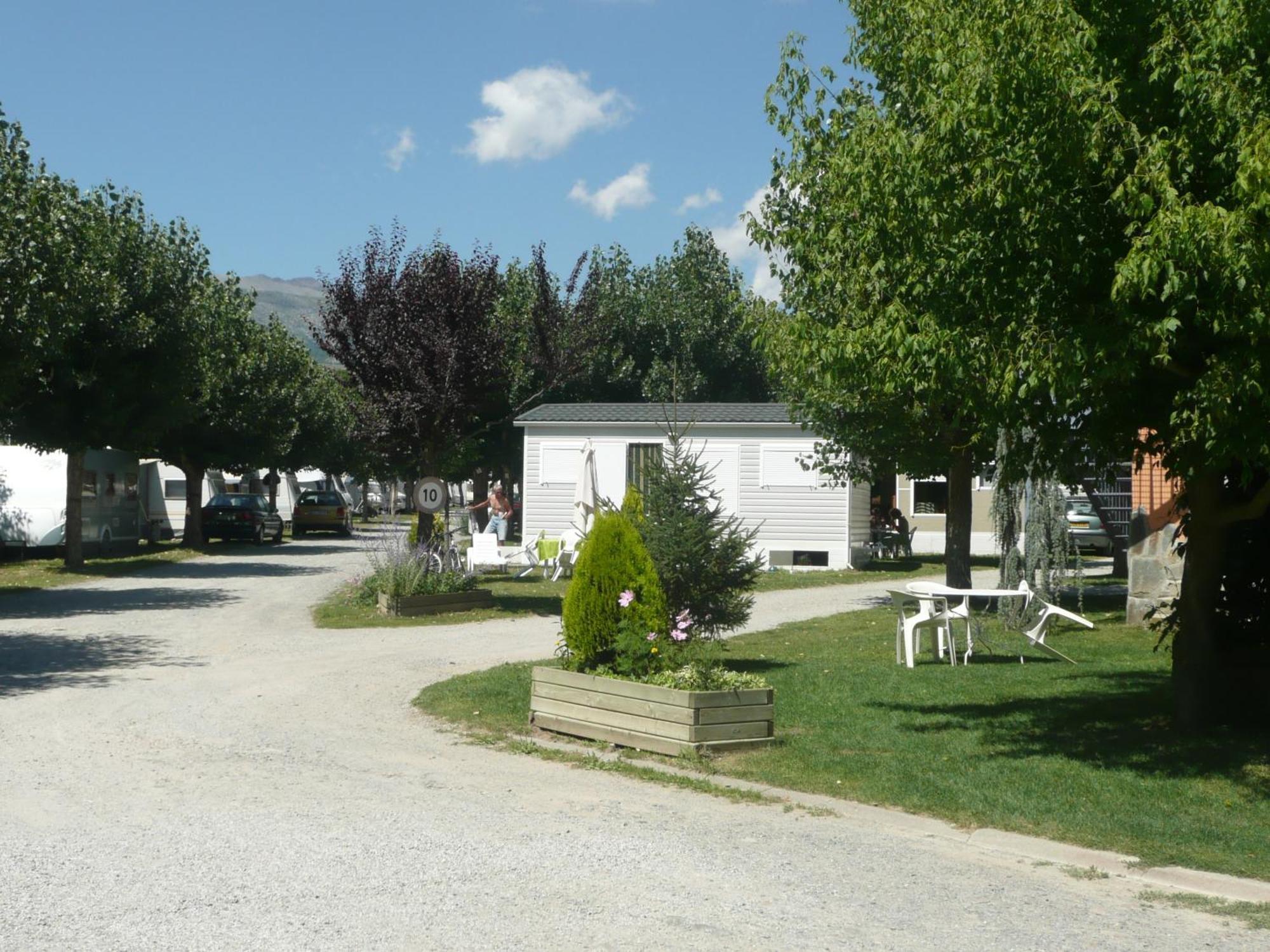 Camping Mas Piques บูร์ก-มาดาม ภายนอก รูปภาพ